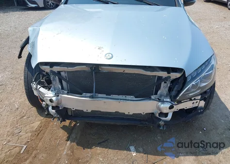 2016 Mercedes-Benz C 300 4Matic/Luxury 4Matic/Sport 4Matic из США, поврежденный, VIN 55SWF4KB5GU166944